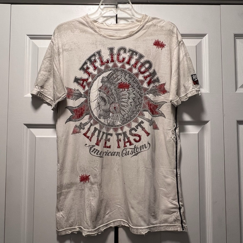 Affliction Short Sleeve Shirt Y2K Skull with Indian Headdress Distressed Sz Med